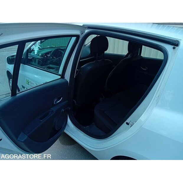 2008 Renault Clio-45032027