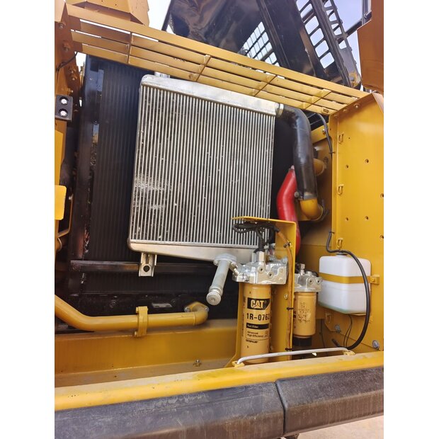 2024 كاتربيلر 329D2-45032063