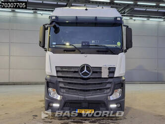 2015-mercedes-benz-actros-1842-1406845-45032444