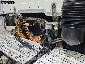 2015-mercedes-benz-actros-1842-1406845-45032450