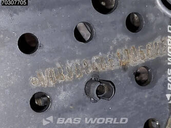 2015-mercedes-benz-actros-1842-1406845-45032471