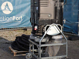 2011-htc-10iad-45033019