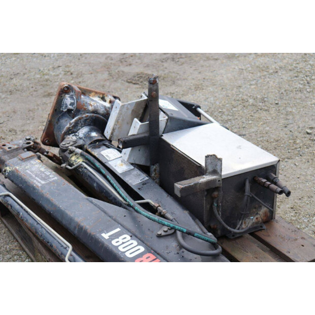 2001 HIAB 008T-45033123