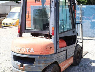 1997-toyota-62-6fdf25-1407194-45033193