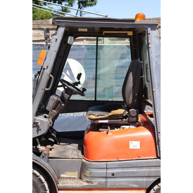 1997 تويوتا 62-6FDF25-45033208