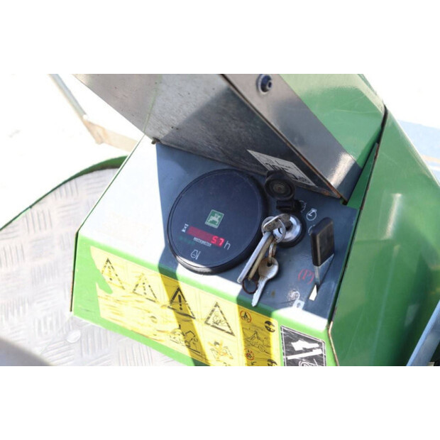 2015 أمازونى 67-161-45033262