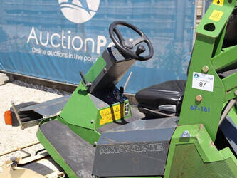 2015-amazone-67-161-1407195-45033275