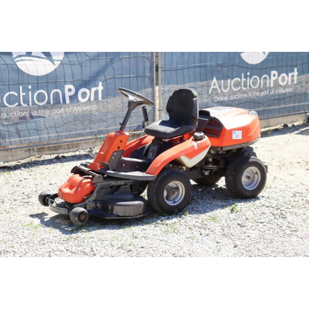 2020 Husqvarna R214TC-45033284