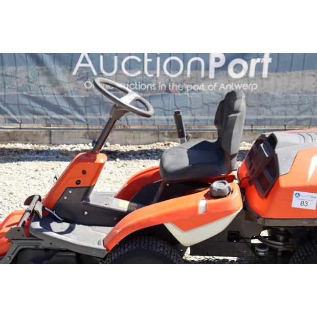 2020 Husqvarna R214TC-45033291