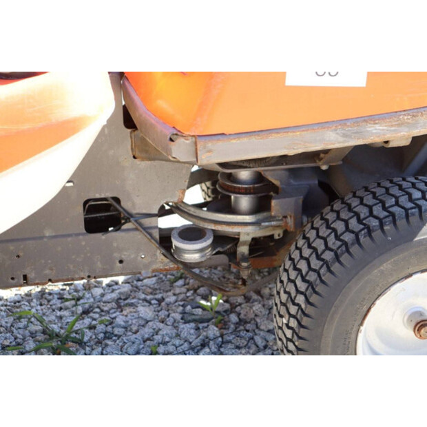 2020 Husqvarna R214TC-45033293