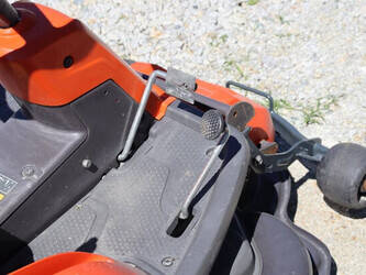 2020-husqvarna-r214tc-1407196-45033295