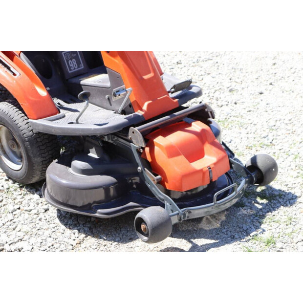 2020 Husqvarna R214TC-45033305
