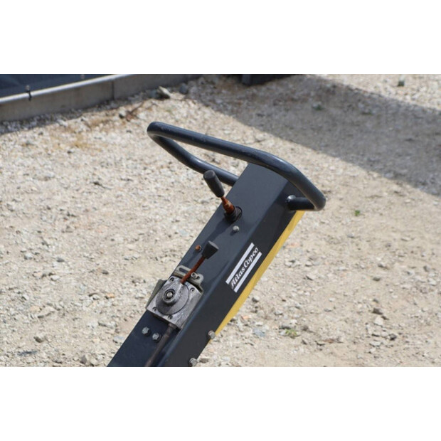 2014 Atlas-Copco LG200-45033363