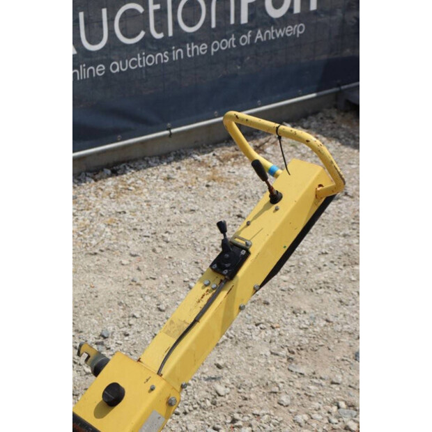 2005 DYNAPAC LG200-45033423