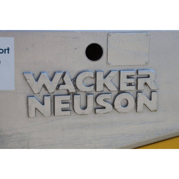 2016 نيوسون DPU5545HEH-45033878