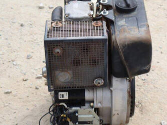 2011-hatz-1d81z-45034569