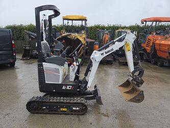 صورة ل حفارات 2023 بوبكات E10Z