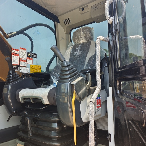 2024 كاتربيلر 324DL-45034714