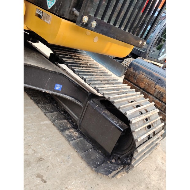 2024 Caterpillar 320D2L-45034754