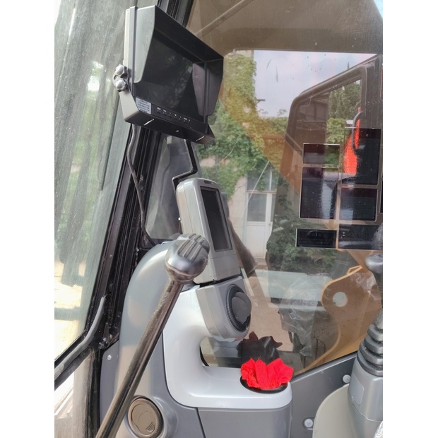 2024 Caterpillar 320D2L-45034757