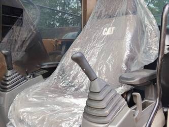 2024-caterpillar-320d2l-1407249-45034758