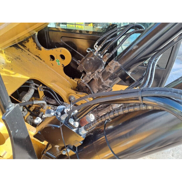 2019 Caterpillar 374FL-45034961