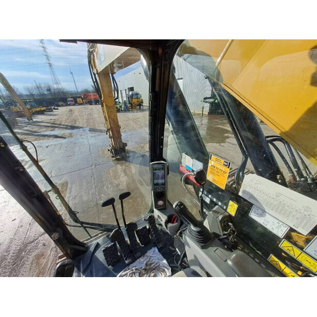 2019 Caterpillar 374FL-45034964