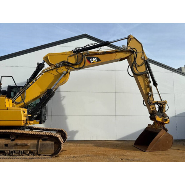 2016 Caterpillar 330FLN-45035099