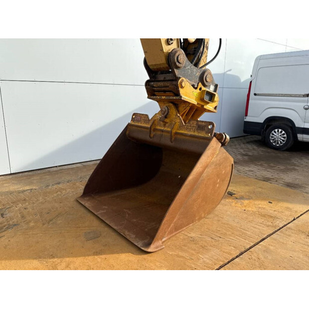 2016 Caterpillar 330FLN-45035101