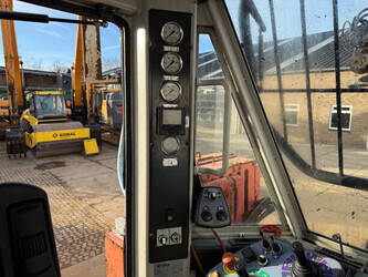 2014-sandvik-ds511-c-roof-bolter-4x4-surface-drill-rig-45035196