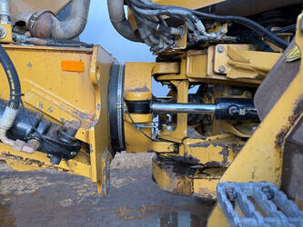 2015-caterpillar-730c-1407306-45035249