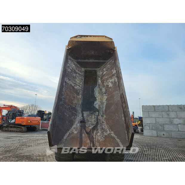 2015 فولفو A30G-45035627