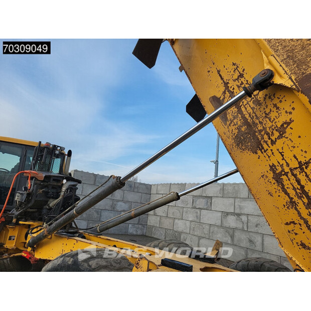 2015 فولفو A30G-45035629