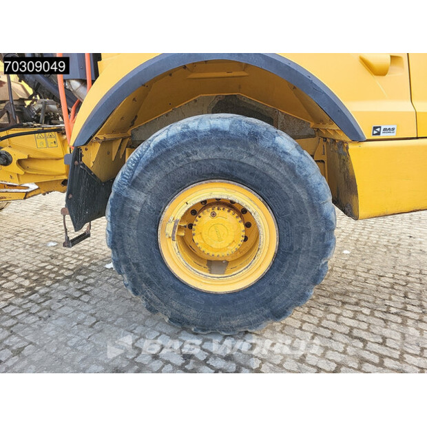 2015 فولفو A30G-45035648