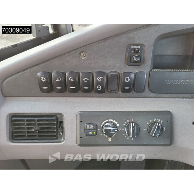 2015 فولفو A30G-45035653