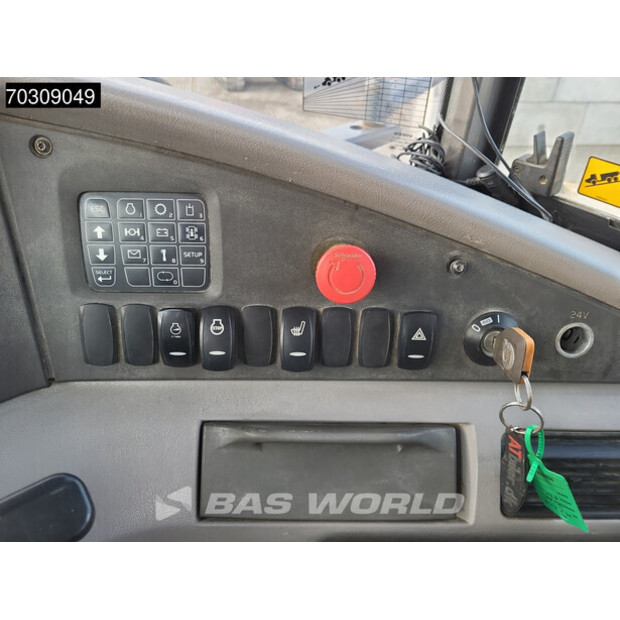 2015 فولفو A30G-45035654