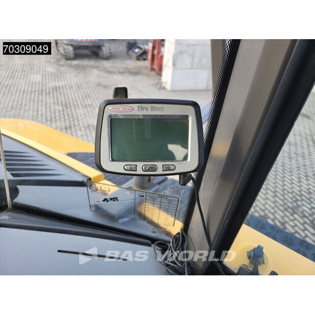 2015 فولفو A30G-45035658