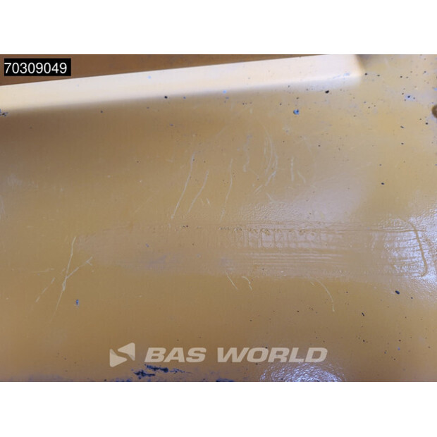 2015 فولفو A30G-45035660