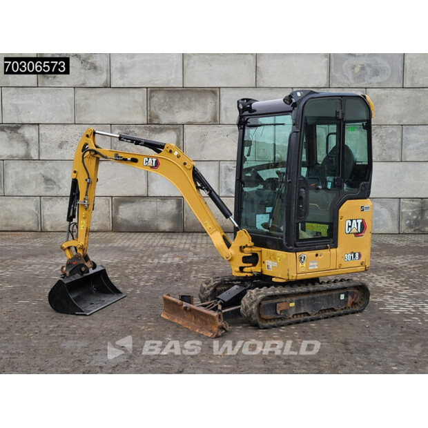 2021 Caterpillar 301.8-45035701