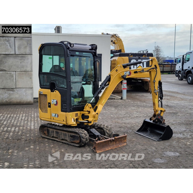 2021 Caterpillar 301.8-45035704