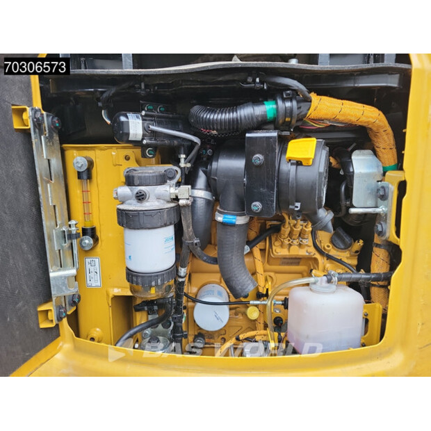 2021 Caterpillar 301.8-45035706