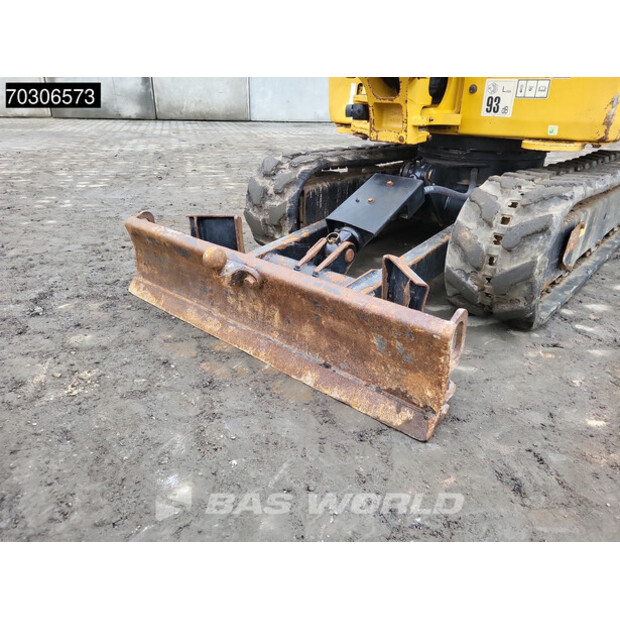 2021 Caterpillar 301.8-45035709