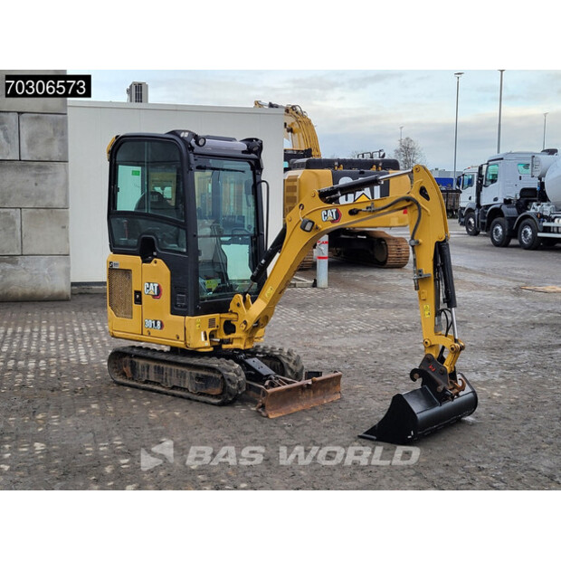 2021 Caterpillar 301.8-45035713