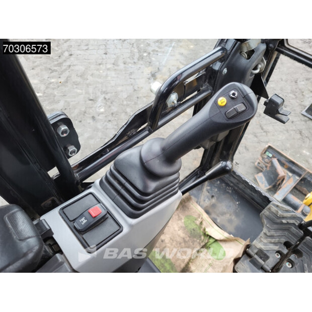 2021 Caterpillar 301.8-45035739