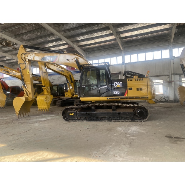 2023 كارتر 320D-45036342