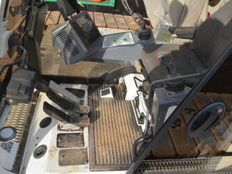 2010-liebherr-lr-1130-45036379