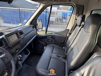 2020-opel-movano-1407920-45036431