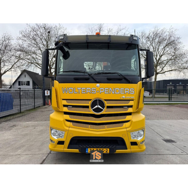 2013 Mercedes-Benz Antos-45036655