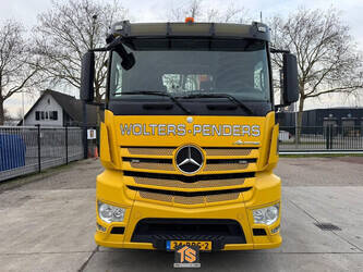 2013-mercedes-benz-antos-1407928-45036655