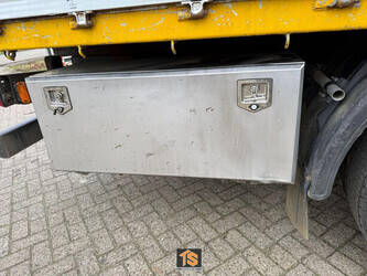 2013-mercedes-benz-antos-1407928-45036662